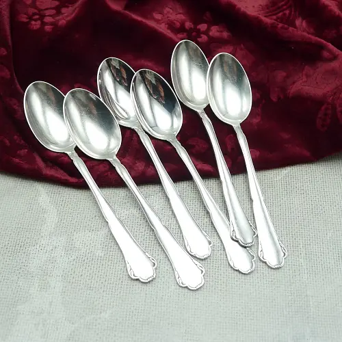 WMF 2700 6 Teelöffel 12,6cm 90 versilbert WMF 2700 6 Teelöffel 12,6cm 90 versilbert
