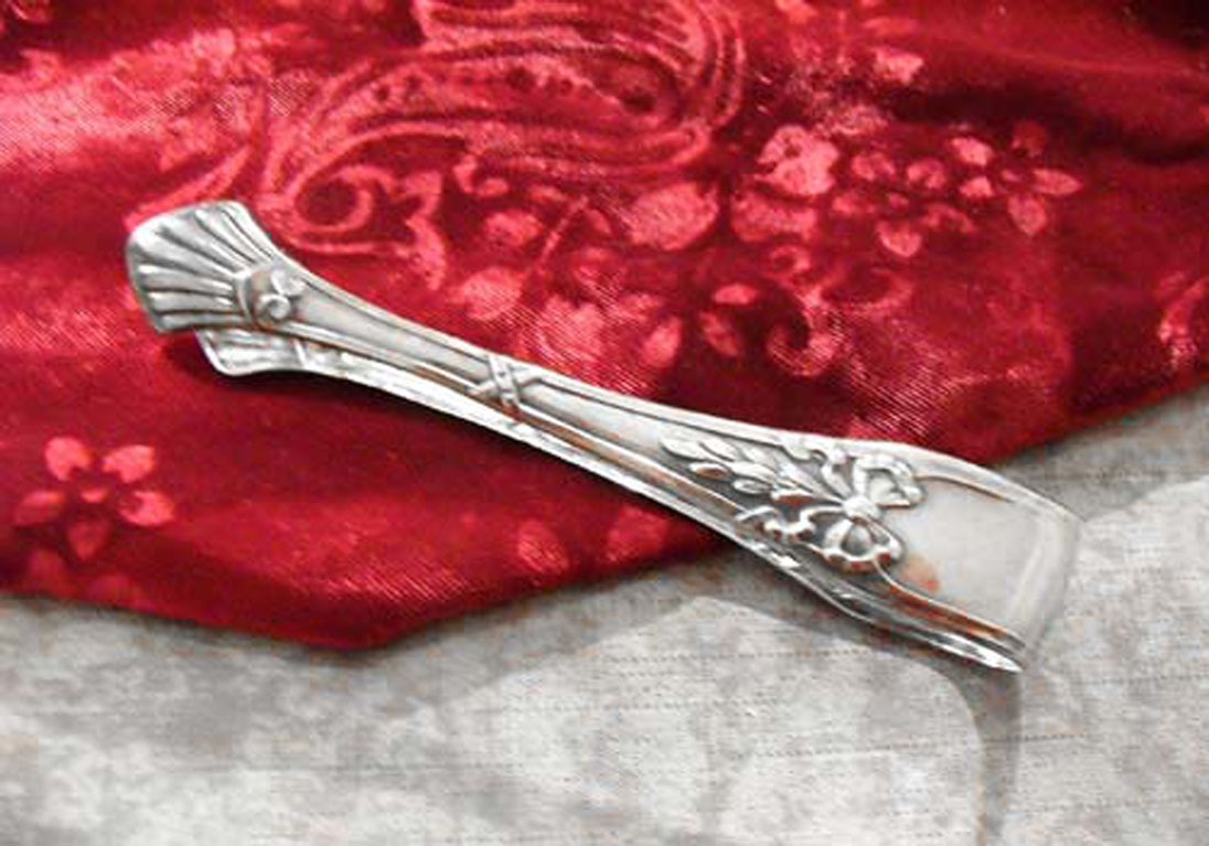große Jugendstil Zuckerzange 13cm versilbert