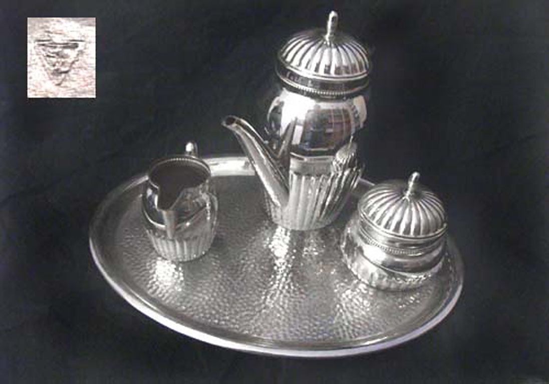 Kaffeeservice aus vernickeltem Metall