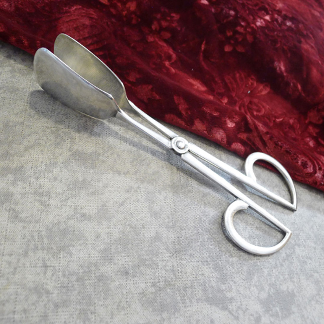 Art Deco Gebäckzange 90 versilbert