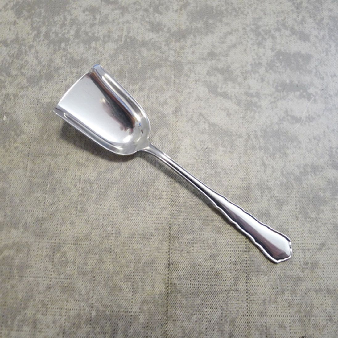 WMF 2100 Chippendale Zuckerlöffel 90 versilbert