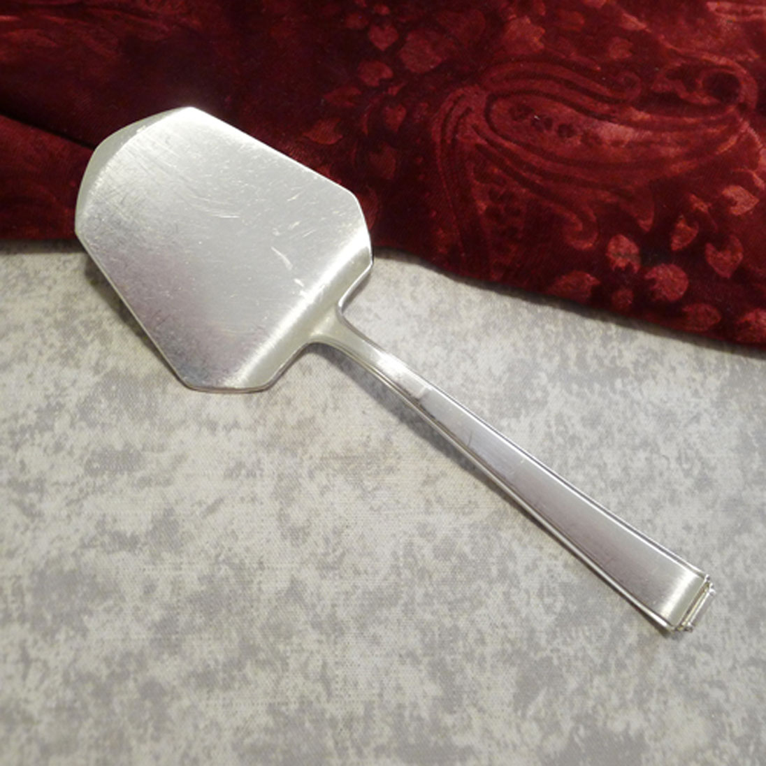 BSF 93 Art Deco Pastetenheber 90 versilbert