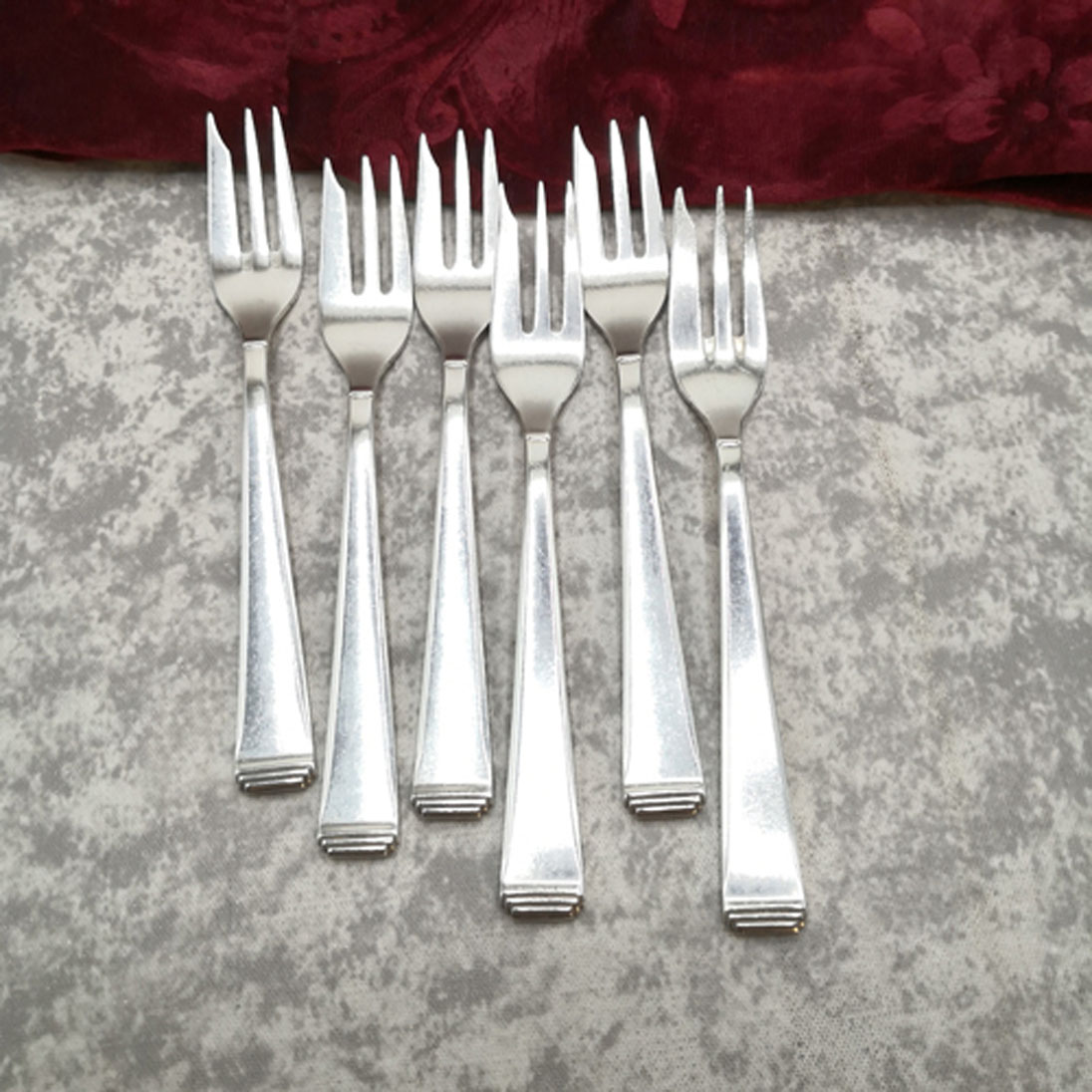 OKA 131 Art Deco 6 Kuchengabeln klein 90 versilbert