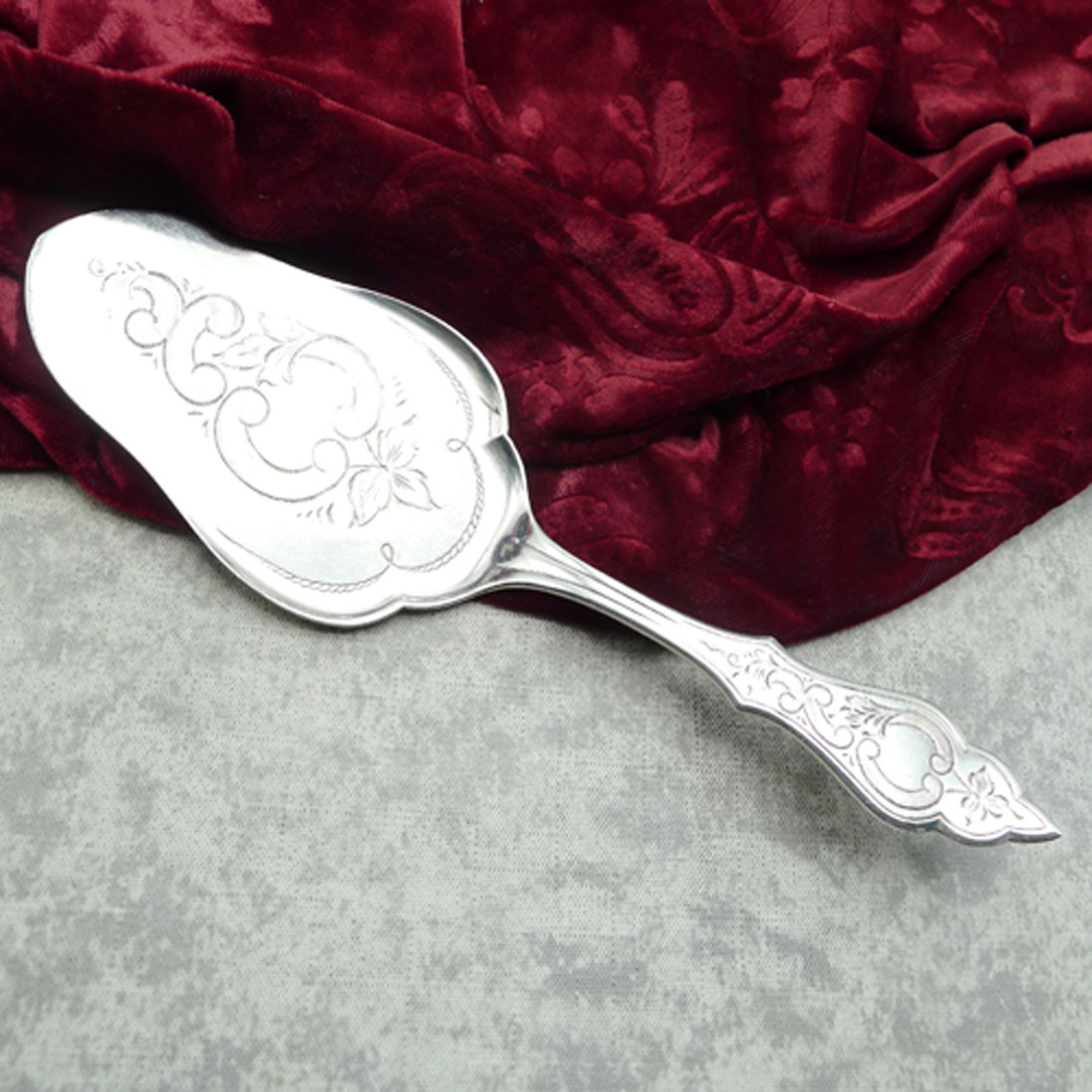 Otto Kropp Ostfriesenmuster Tortenheber 90 versilbert