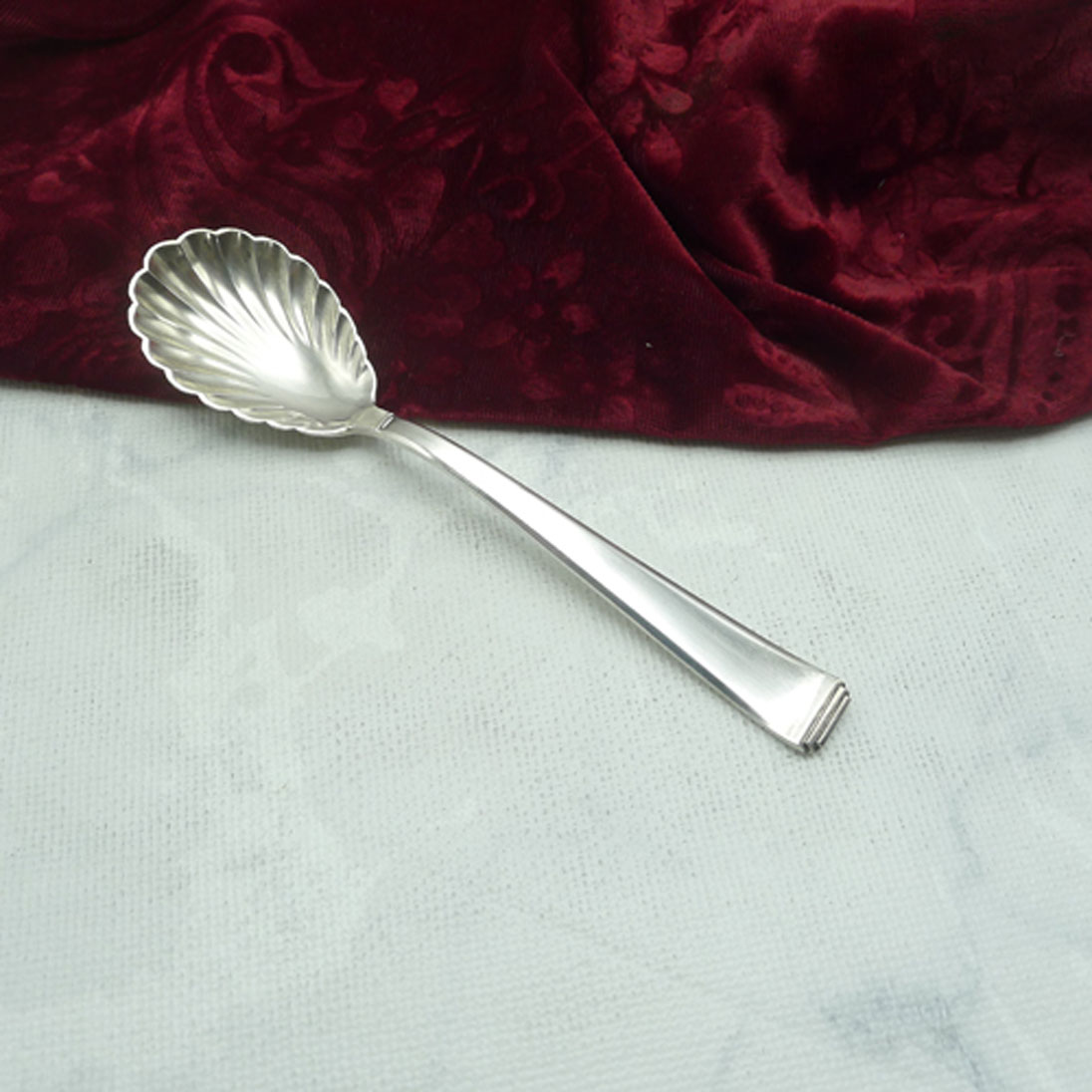 OKA 131 / Bader Art Deco Zuckerlöffel 90 versilbert