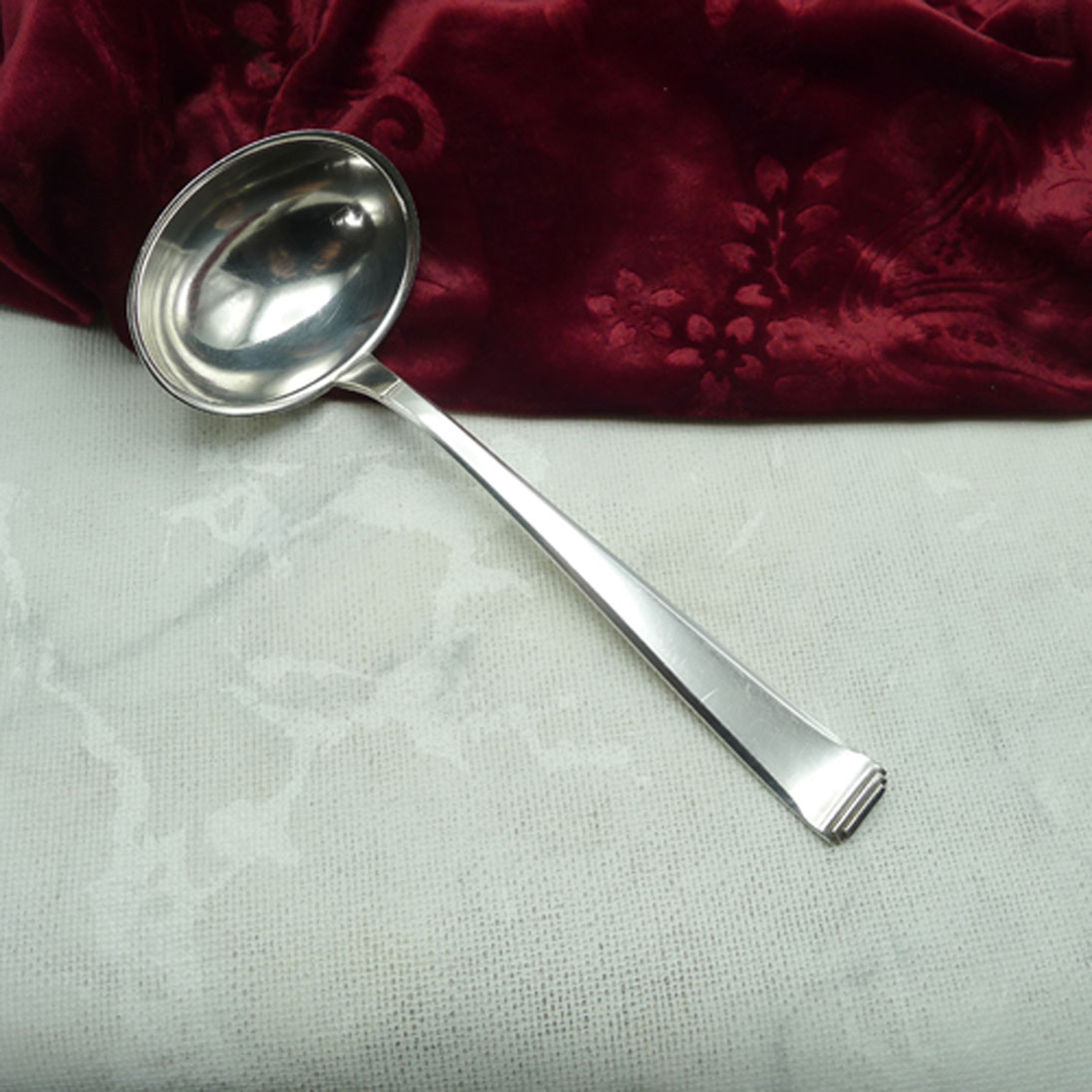 OKA 131 Art Deco Saucenkelle 90 versilbert