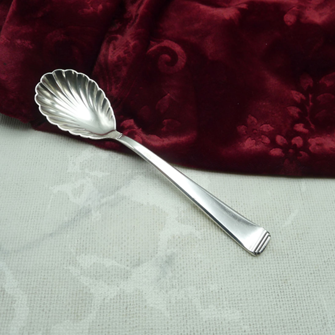 OKA 131 Art Deco Zuckerlöffel 90 versilbert