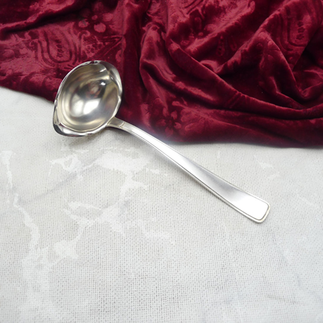 OKA 133 Art Deco Saucenkelle 90 versilbert