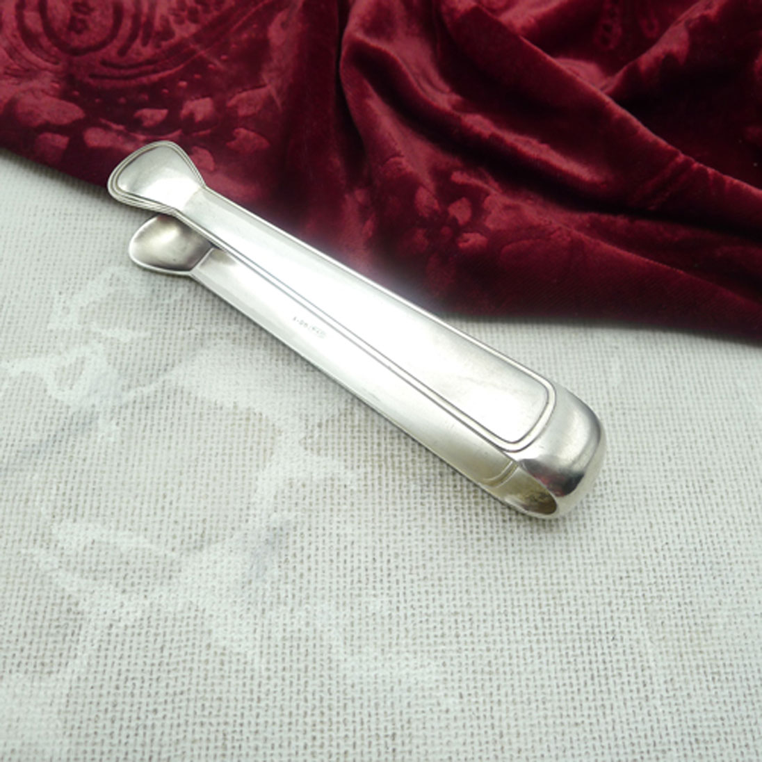 OKA 133 Art Deco Zuckerlöffel 90 versilbert