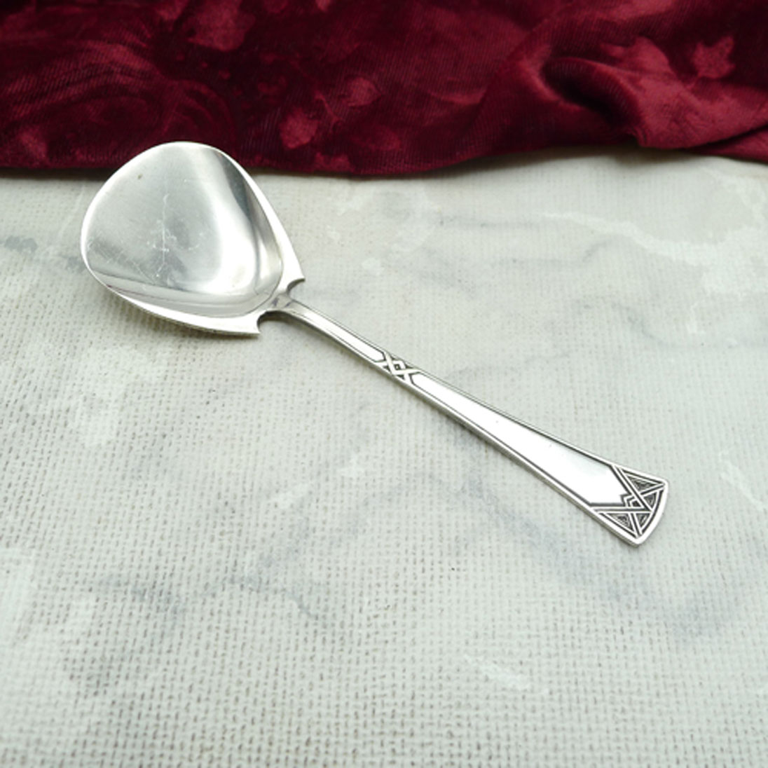 geometrischer Jugendstil Zuckerlöffel versilbert