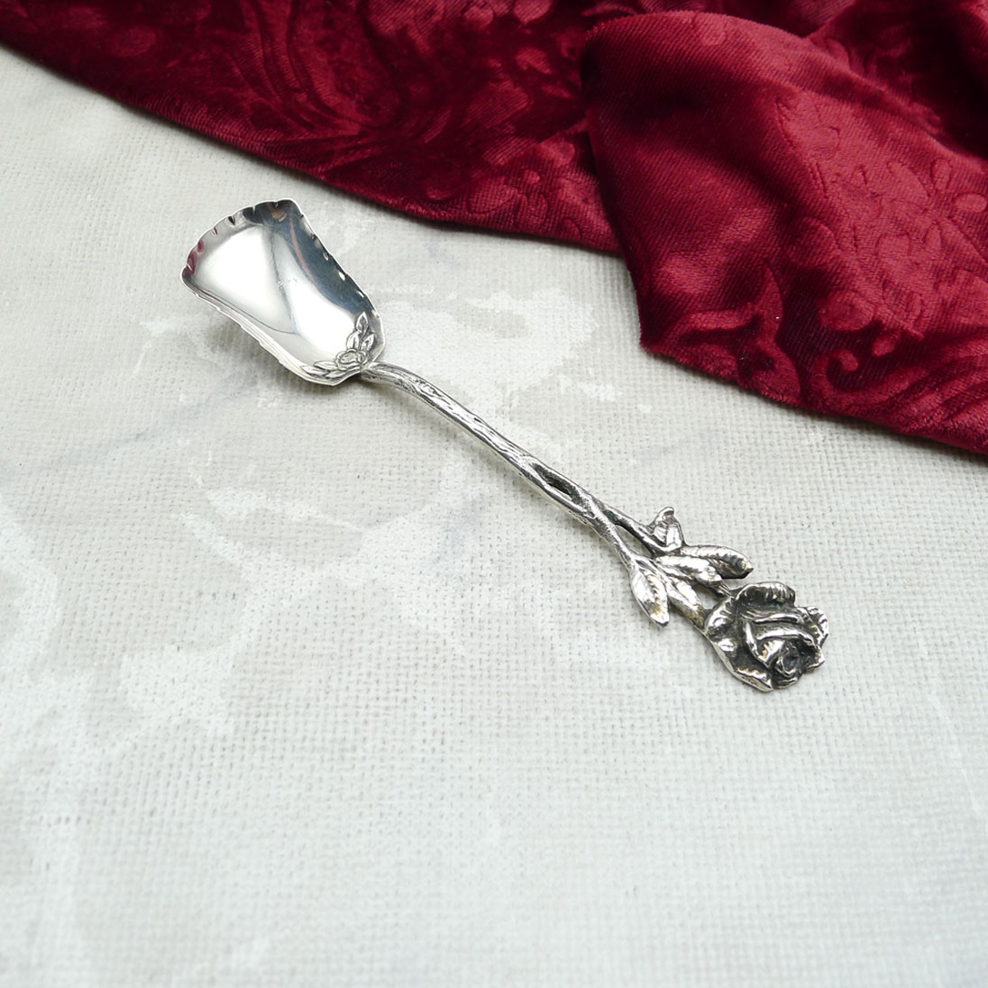 Hildesheimer Rose Zuckerlöffel 90 versilbert