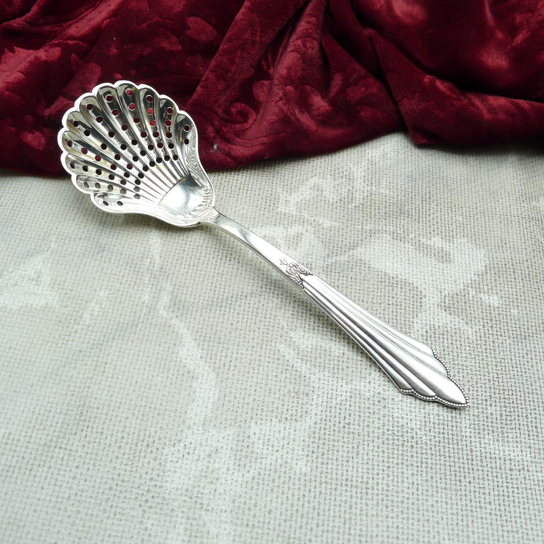 WMF 900 Fächer Zuckerstreulöffel 90 versilbert