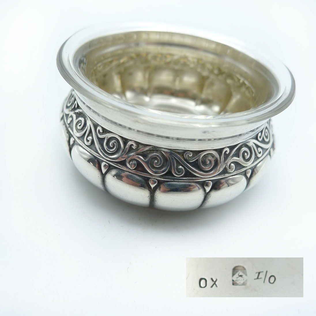 WMF Saliere / Salzfass mit Glaseinsatz – Versilbert, Jugendstil (5,5 cm)