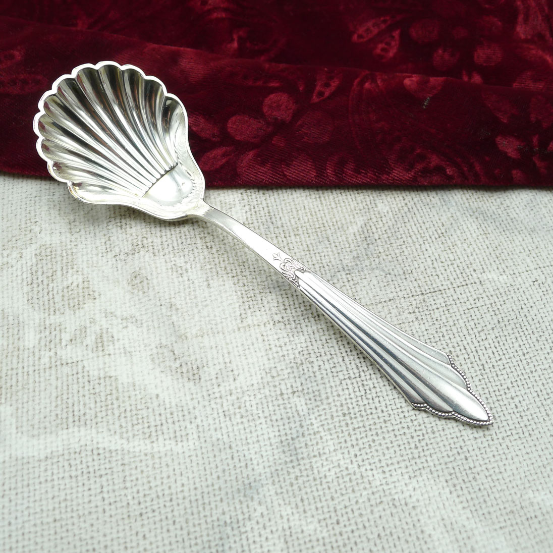 WMF 900 Fächer Zuckerlöffel Muschel groß 90 versilbert