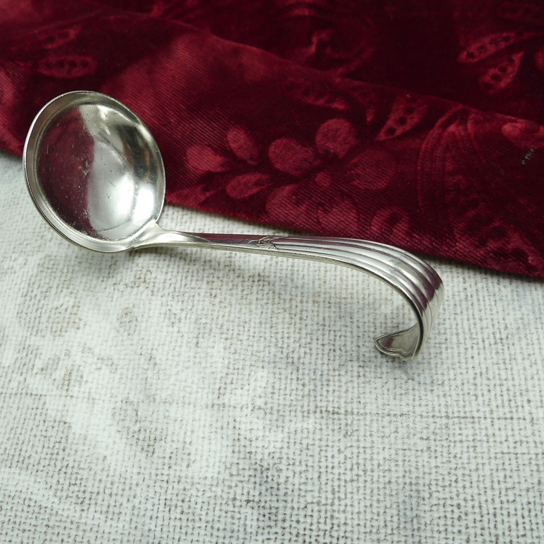 WMF 900 Fächer kleine Rahmkelle gebogen 90 versilbert