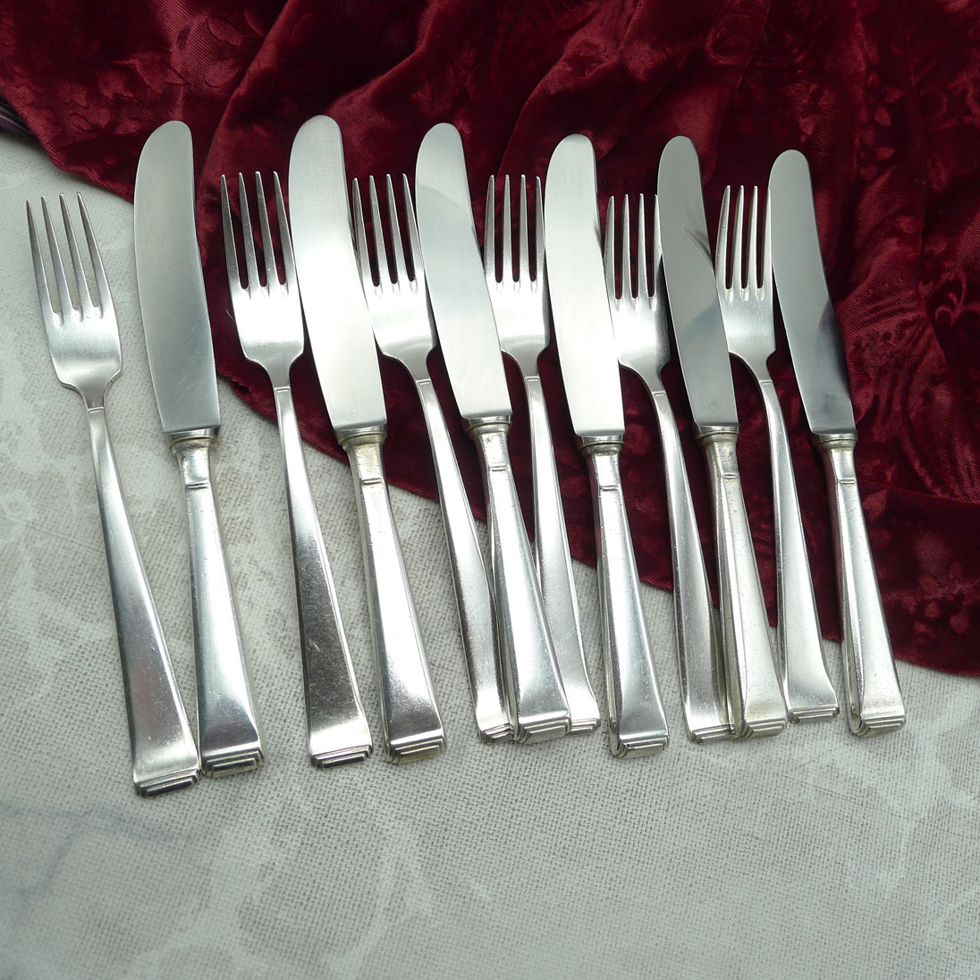 OKA 131 Art Deco Dessertbesteck 6 Personen 90 versilbert