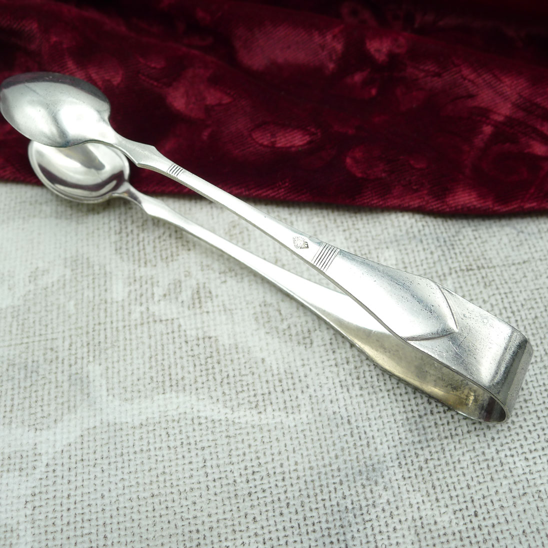A. Krupp 6800 Jugendstil Zuckerzange versilbert