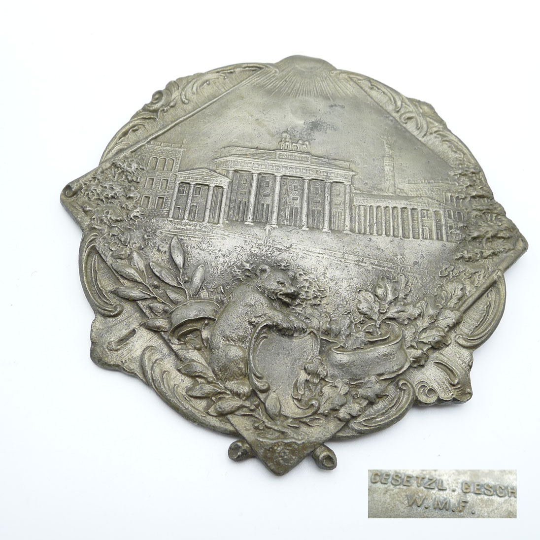 WMF Zierplakette "Berlin Brandenburger Tor & Bär" – Metall (15,3 cm)