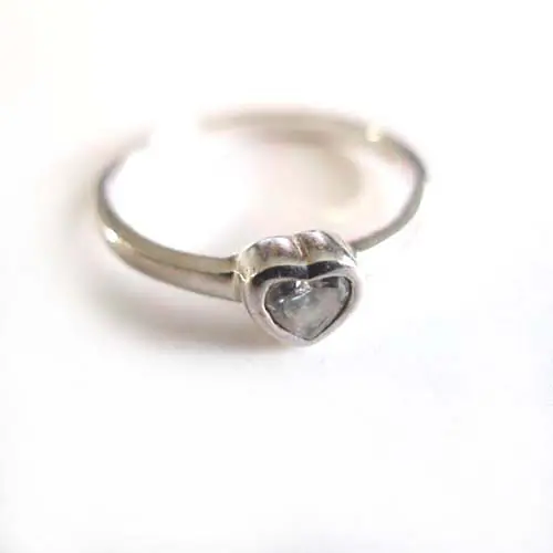 Ring 925 Silber mit Stein in Herzform