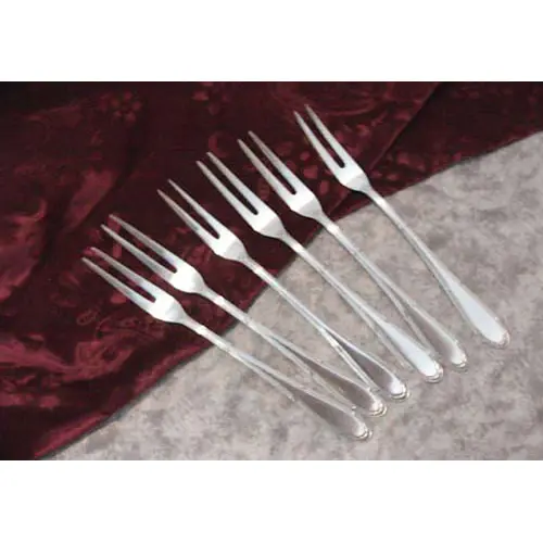 WMF 200 Kreuzband 6 Spießgabeln 19,1cm versilbert WMF 200 Kreuzband 6 Spießgabeln 19,1cm versilbert