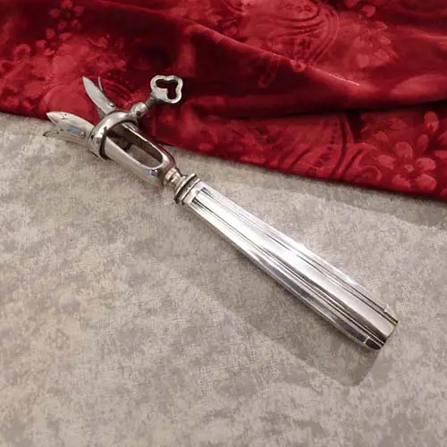 Keulenhalter Art Deco Frankreich versilbert