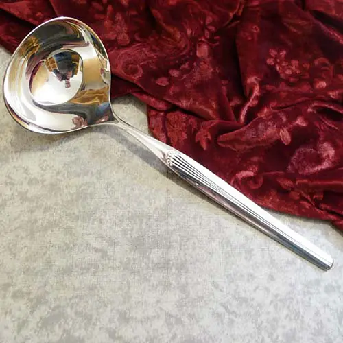 WMF Madrid Suppenkelle 90 versilbert WMF Madrid Suppenkelle 90 versilbert