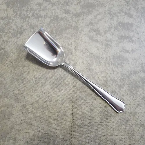 WMF 2100 Chippendale Zuckerlöffel 90 versilbert WMF 2100 Chippendale Zuckerlöffel 90 versilbert