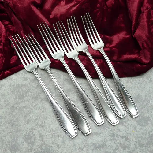 Wellner 284 6 Dessertgabeln 18,5cm 90 versilbert Wellner 284 6 Dessertgabeln 18,5cm 90 versilbert