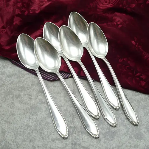 BSF 91 6 Dessertlöffel 18,3cm 90 versilbert BSF 91 6 Dessertlöffel 18,3cm 90 versilbert