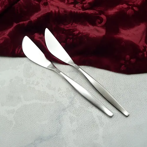 BSF 111 Dänisch Perl Butter- und Käsemesser 90 versilbert BSF 111 Dänisch Perl Butter- und Käsemesser 90 versilbert
