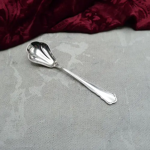 Wilkens Chippendale Zuckerlöffel 90 versilbert Wilkens Chippendale Zuckerlöffel 90 versilbert