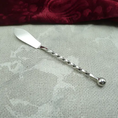 WMF kleines Buttermesser gedreht 90 versilbert WMF kleines Buttermesser gedreht 90 versilbert