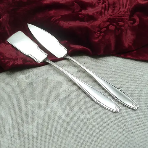 Wellner 226 Carmen Butter- und Käsemesser versilbert Wellner 226 Carmen Butter- und Käsemesser versilbert