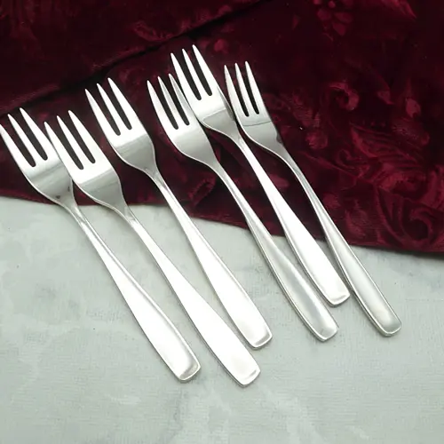 WMF Berlin 6 Kuchengabeln 90 versilbert WMF Berlin 6 Kuchengabeln 90 versilbert
