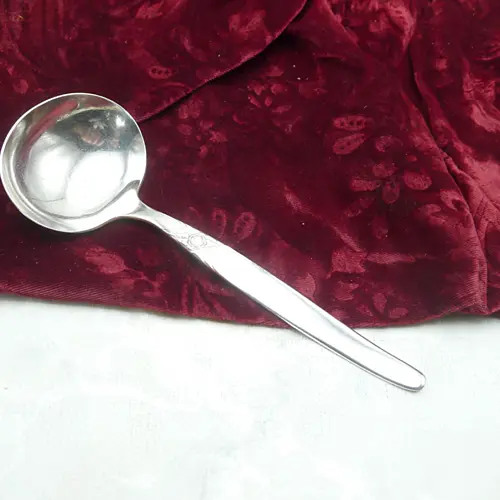 Seibel Kleeblatt Rose Saucenkelle 100 versilbert Seibel Kleeblatt Rose Saucenkelle 100 versilbert