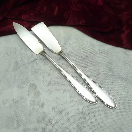 WMF 500 Perlrand Butter und Käsemesser versilbert WMF 500 Perlrand Butter und Käsemesser versilbert