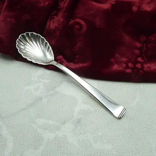 OKA 131 Art Deco Zuckerlöffel 90 versilbert