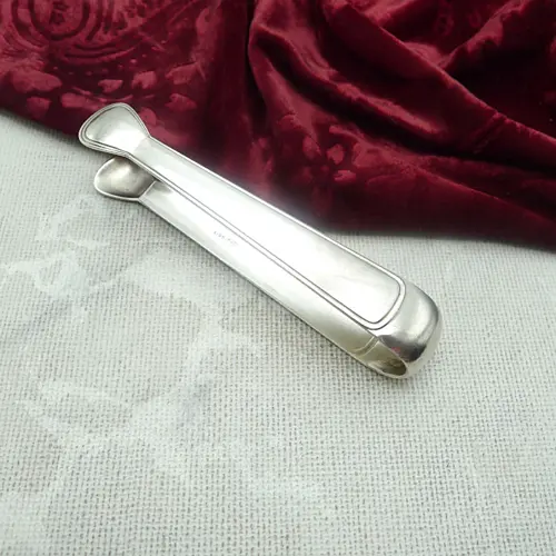 OKA 133 Art Deco Zuckerlöffel 90 versilbert OKA 133 Art Deco Zuckerlöffel 90 versilbert