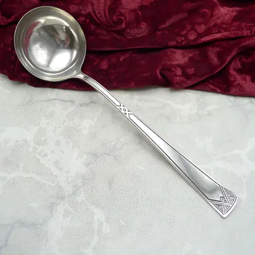 geometrische Jugendstil Suppenkelle versilbert