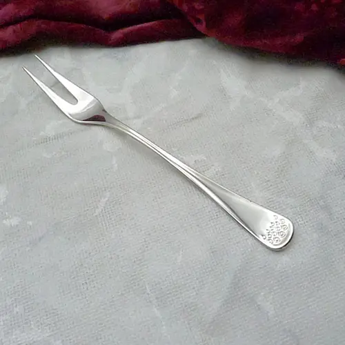 Robbe & Berking Karat Fleischgabel klein 90 versilbert Robbe & Berking Karat Fleischgabel klein 90 versilbert