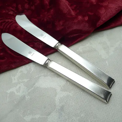 WMF 2500 Art Deco Butter- & Käsemesser Hefte 90 versilbert WMF 2500 Art Deco Butter- & Käsemesser Hefte 90 versilbert