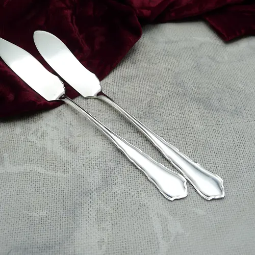 WMF 2100 Chippendale Butter und Käsemesser 90 versilbert WMF 2100 Chippendale Butter und Käsemesser 90 versilbert