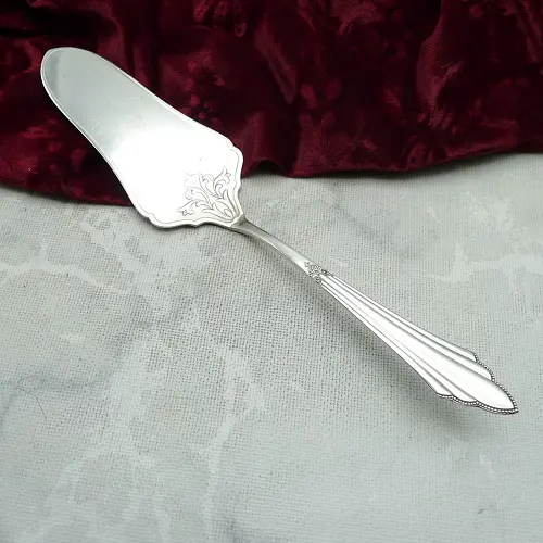 WMF 900 Fächer Tortenheber Lilie 90 versilbert