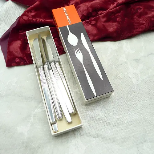 Bruckmann 768 Exelsior 6 Dessertmesser 19,6cm 90 versilbert Bruckmann 768 Exelsior 6 Dessertmesser 19,6cm 90 versilbert