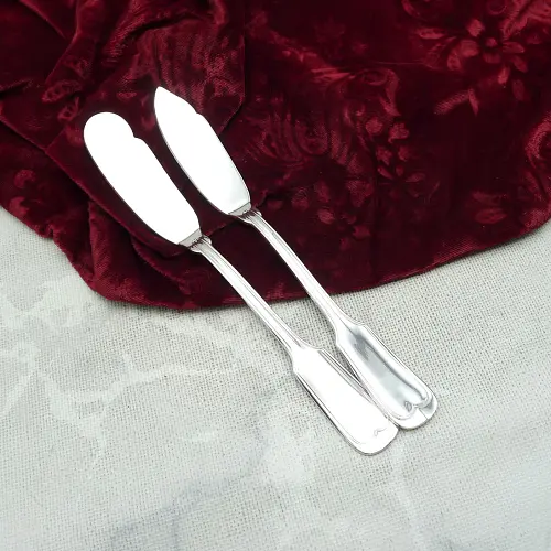 BMF Augsburger Faden Butter- und Käsemesser 100 versilbert BMF Augsburger Faden Butter- und Käsemesser 100 versilbert