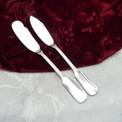 BMF Augsburger Faden Butter- und Käsemesser 100 versilbert BMF Augsburger Faden Butter- und Käsemesser 100 versilbert