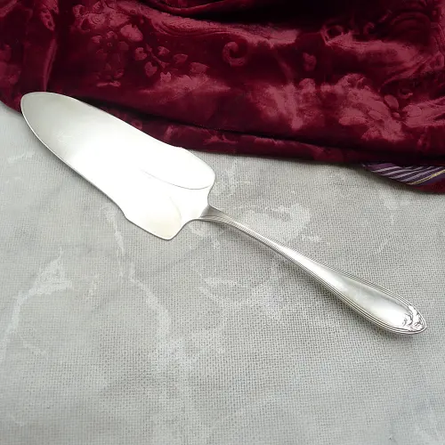 Wellner 136 Eva Tortenheber 90 versilbert